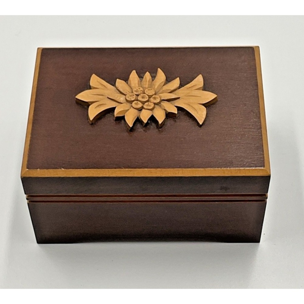 Reuge Swiss Music Box Hand Carved Edelweiss Wood Case‎